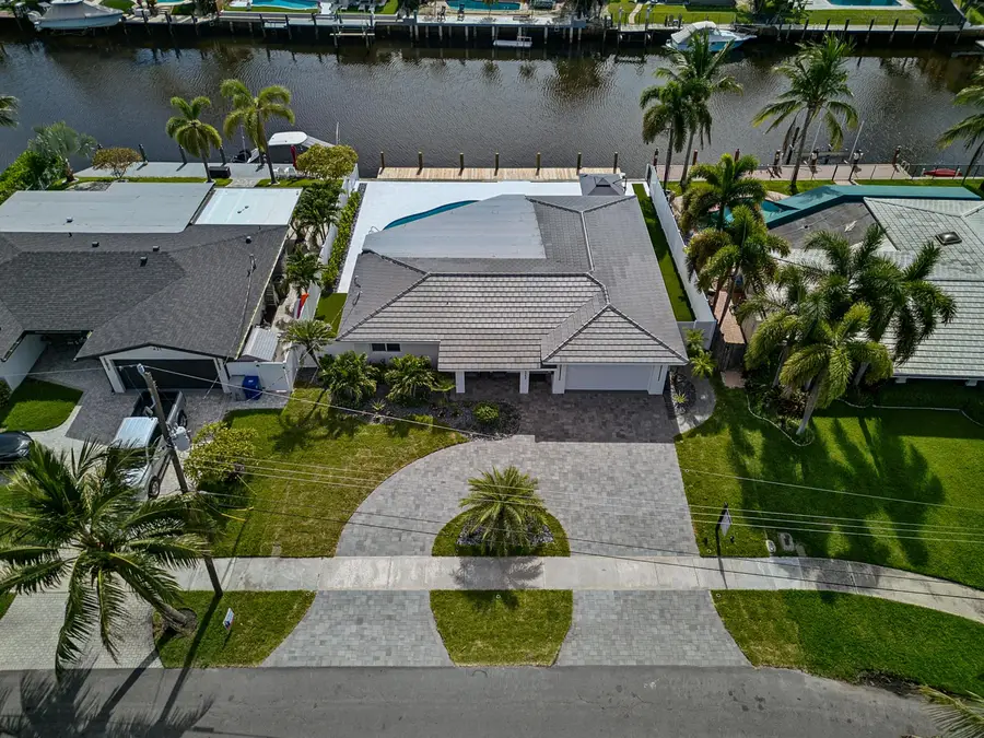 411 SE 2nd Avenue, Pompano Beach, FL 33060 - #2