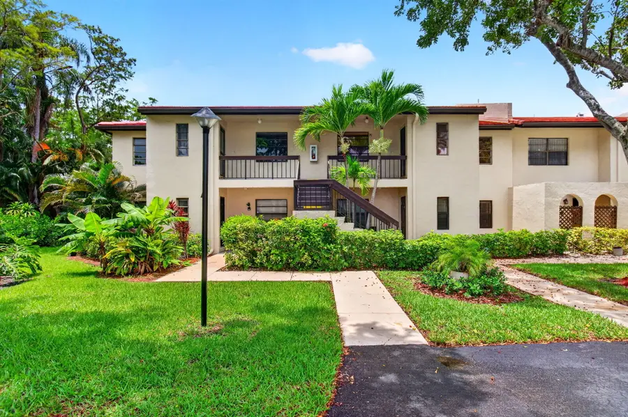 8460 Casa Del Lago, Boca Raton, FL 33433 - #2