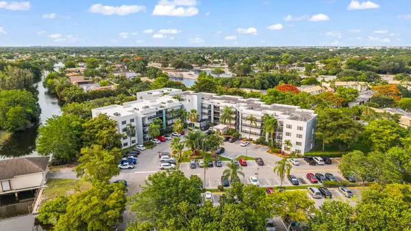 1021 Mockingbird Lane #211, Plantation, FL 33324