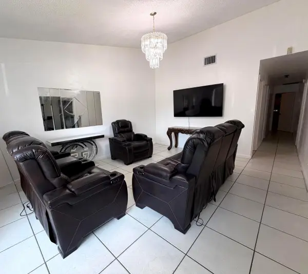 3768 Mil Lake Court, Greenacres, FL 33463