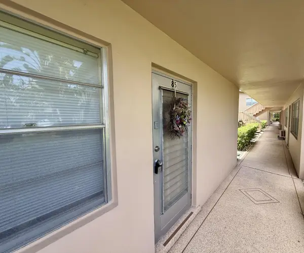 85 Canterbury D, West Palm Beach, FL 33417
