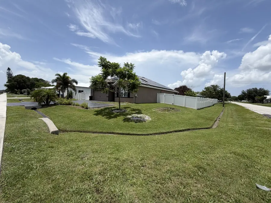 103 SW Oakridge Drive, Port Saint Lucie, FL 34984 - #2