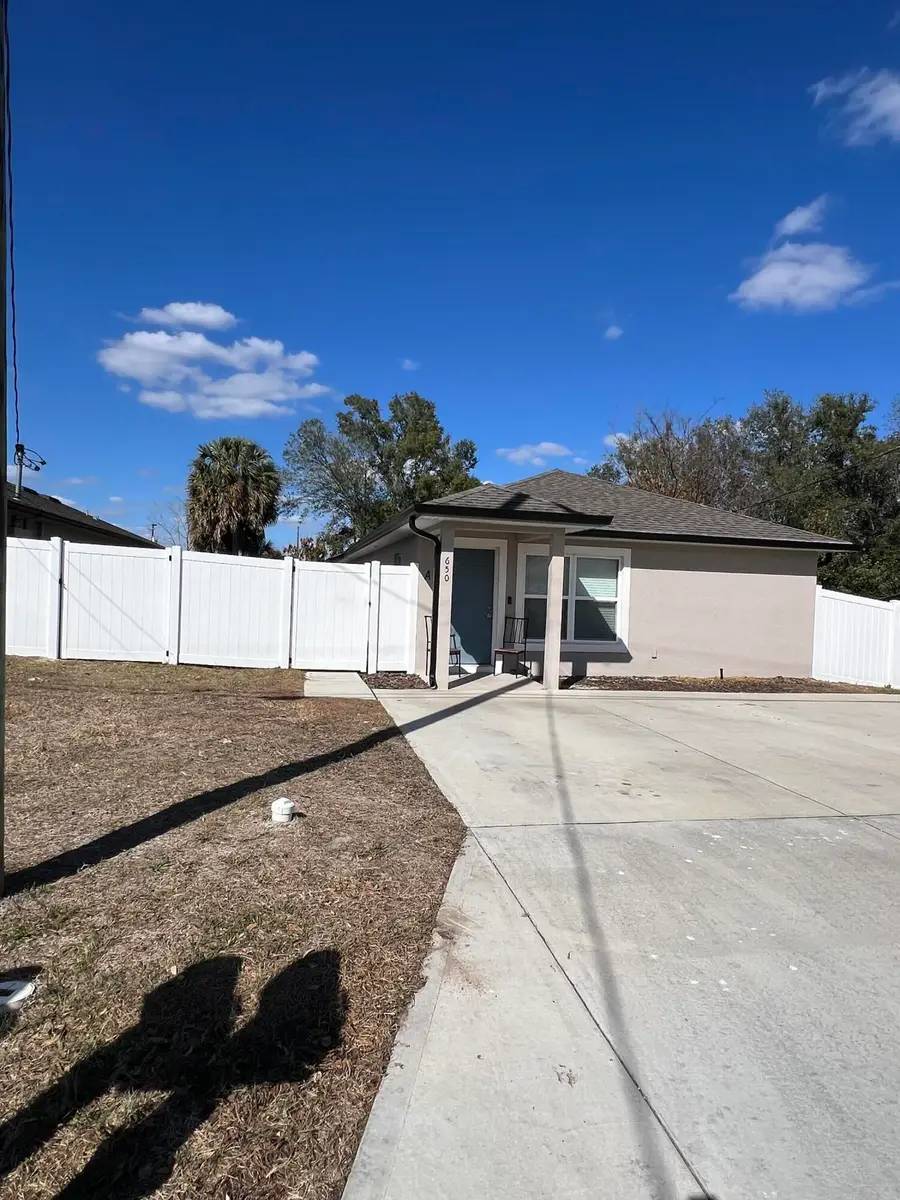 640 E Grapefruit Avenue, Lake Alfred, FL 33850 - #3