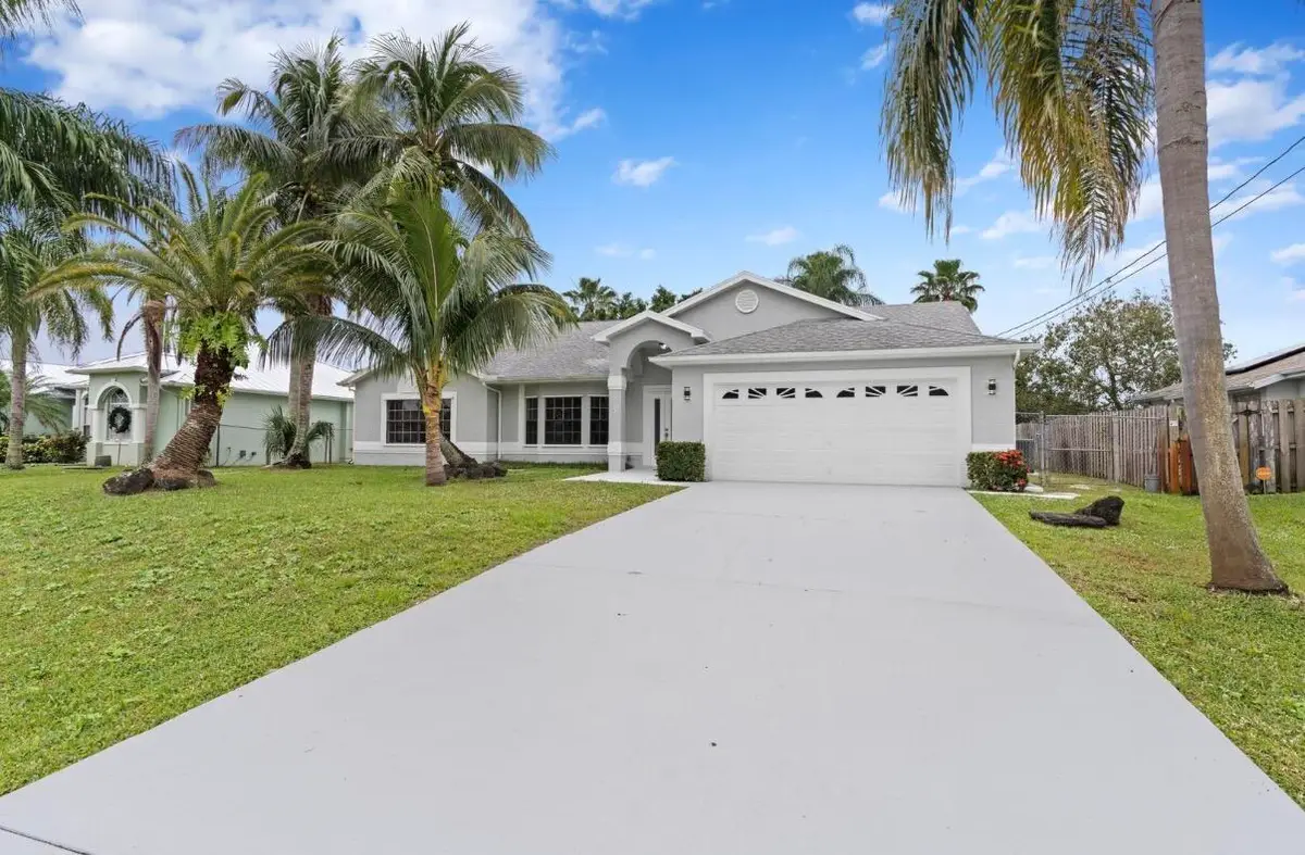 272 SW Carter Avenue, Port Saint Lucie, FL 34983 - #1