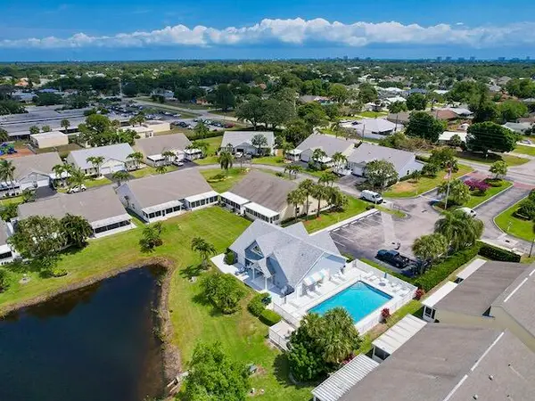2738 SE Tropical East Circle, Port St Lucie, FL 34952