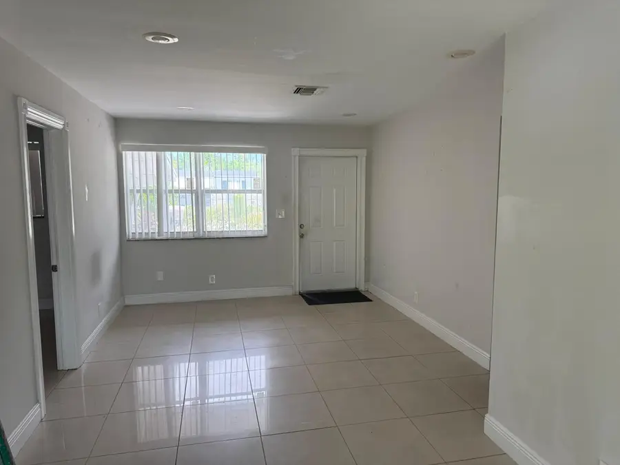 4161 NW 11th Avenue, Oakland Park, FL 33309 - #3