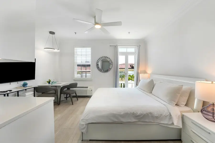 235 Sunrise Avenue #2011, Palm Beach, FL 33480 - #3