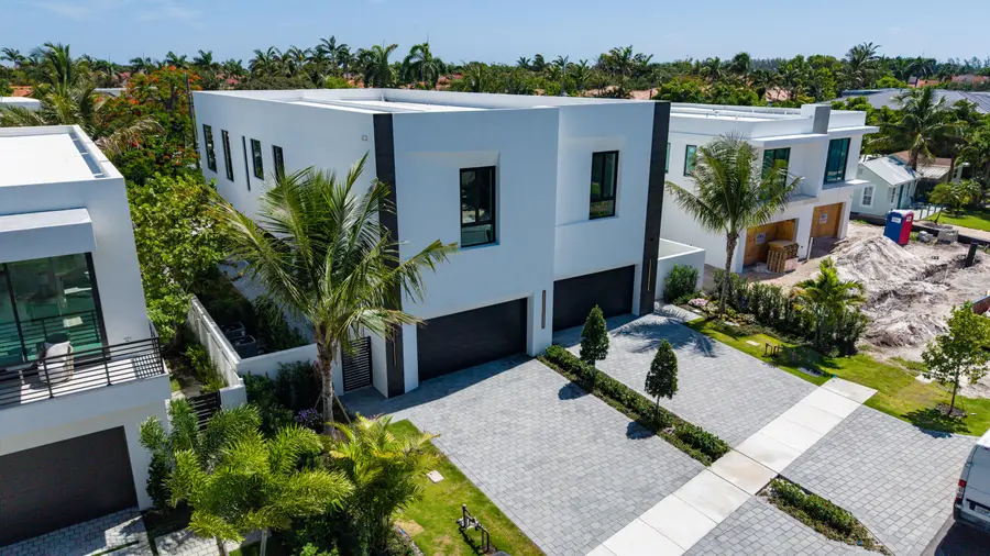 723 Lake Avenue N, Delray Beach, FL 33483 - #2