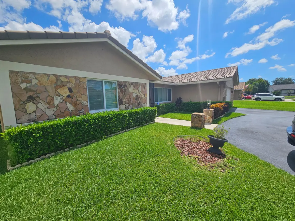 7621 NW 23rd Street, Margate, FL 33063 - #1