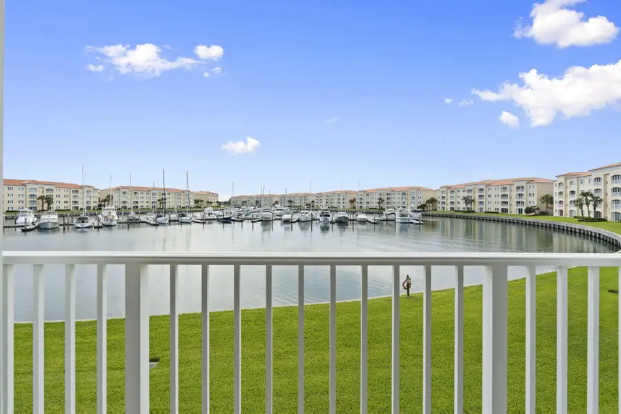 11 Harbour Isle Drive W #206, Fort Pierce, FL 34949 - #2