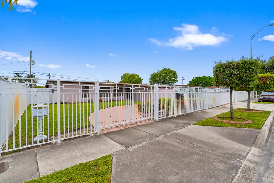 6160 W 14th Avenue, Hialeah, FL 33012 - #3