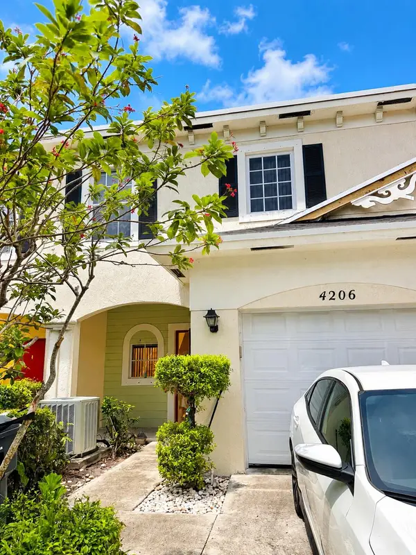 4206 Emerald Vista, Lake Worth, FL 33461