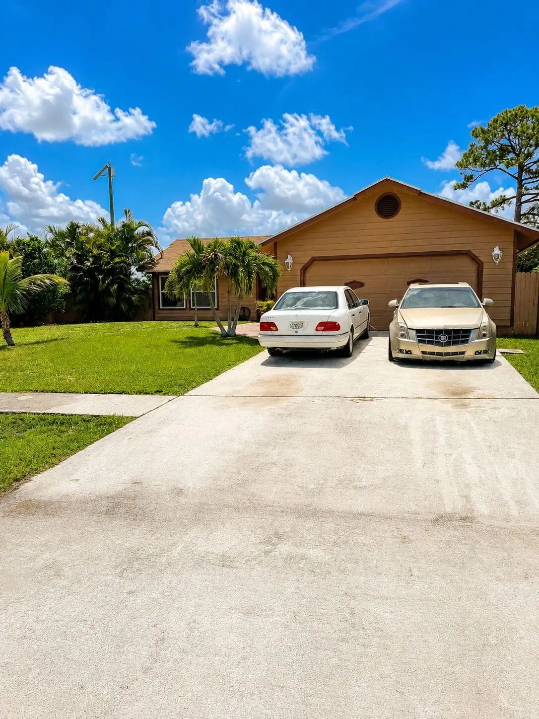 5202 El Claro Circle, West Palm Beach, FL 33415 - #1