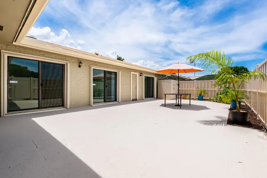 5620 Eagle Lake Drive, Palm Beach Gardens, FL 33418 - #3