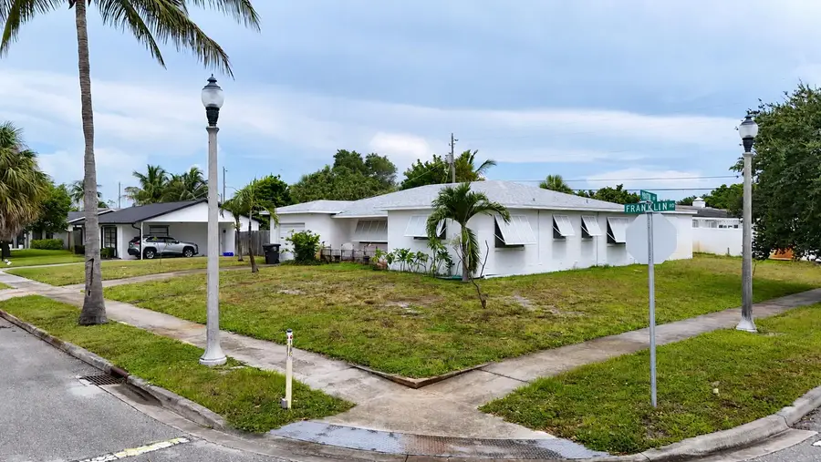 325 Franklin Road, West Palm Beach, FL 33405 - #3