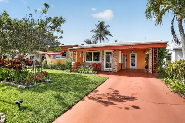 220 NW 48th Street, Oakland Park, FL 33309