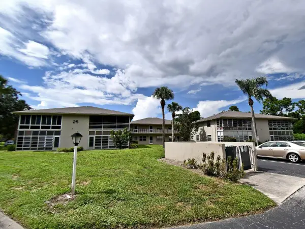 25 Lake Vista Trail #Unit 106, Port St Lucie, FL 34952