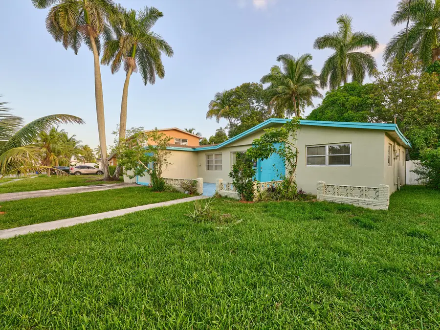 3515 NW 40th Street, Lauderdale Lakes, FL 33309 - #2
