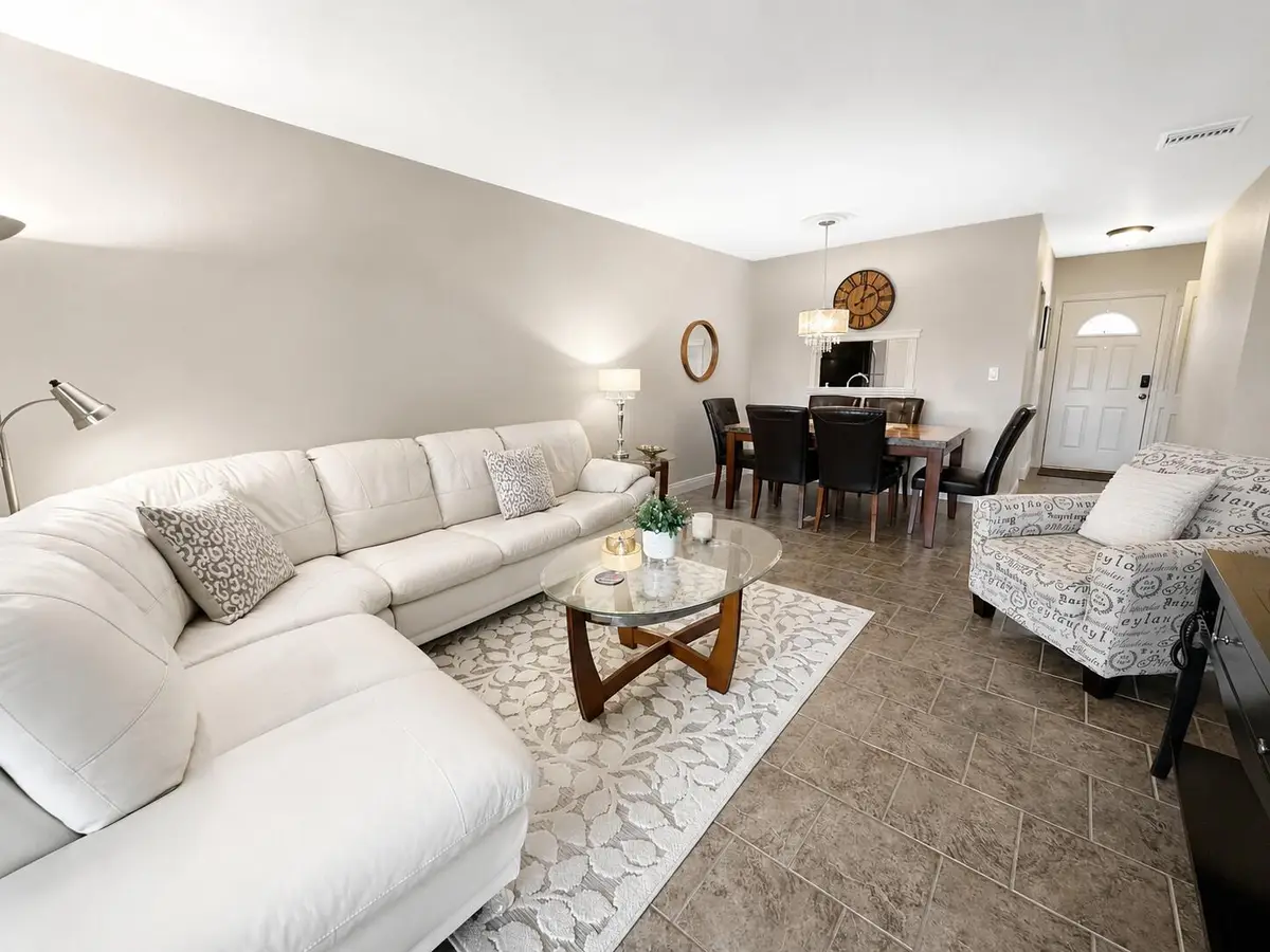 5131 W Oakland Park Boulevard #202, Lauderdale Lakes, FL 33313 - #1