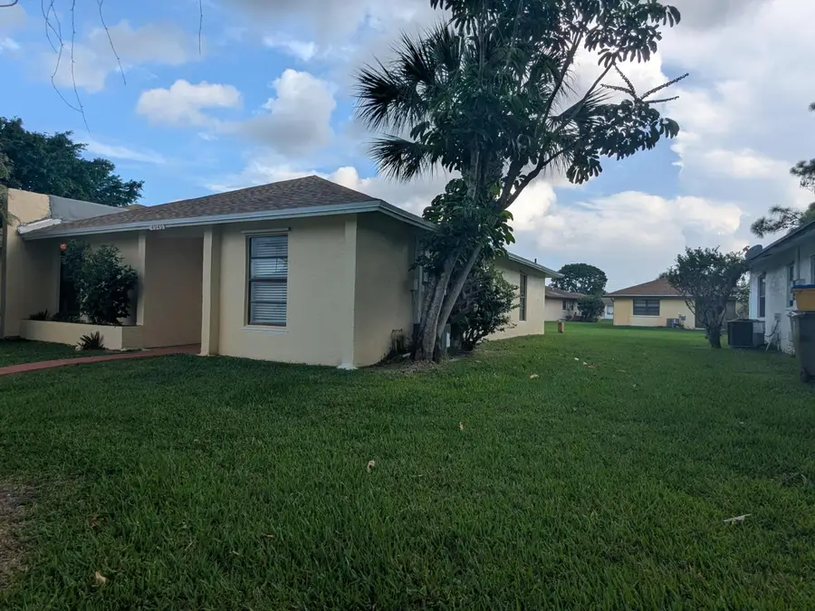 4949 Regina Court, West Palm Beach, FL 33415 - #3