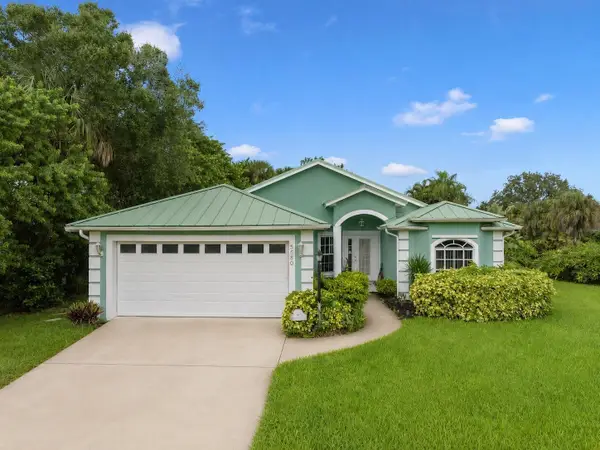 5850 39th Lane, Vero Beach, FL 32966