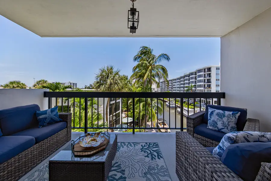 4800 Bayview Drive #402, Fort Lauderdale, FL 33308 - #2