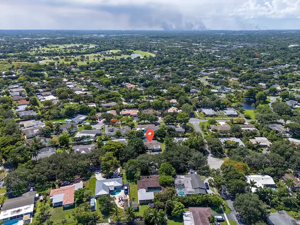 521 SW 59th Avenue, Plantation, FL 33317