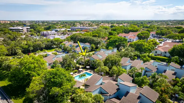 22354 Pineapple Walk Drive, Boca Raton, FL 33433