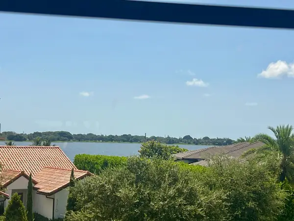 3516 Whitehall Drive #301, West Palm Beach, FL 33401