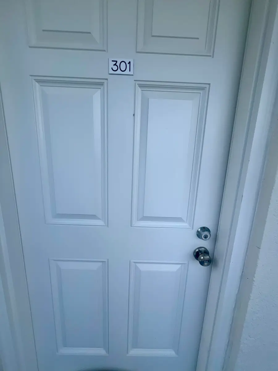 3516 Whitehall Drive #301, West Palm Beach, FL 33401 - #2