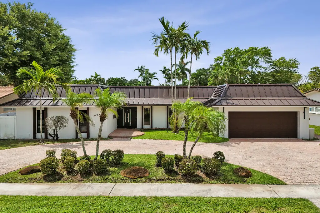 4900 N 36th Street, Hollywood, FL 33021 - #1