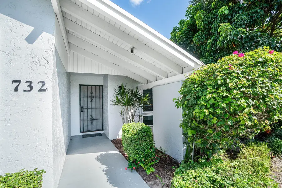732 Lago Road, Delray Beach, FL 33445 - #2
