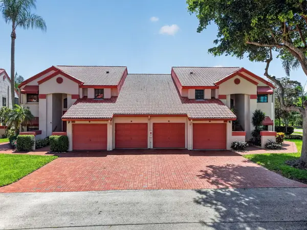 7677 Lexington Club Boulevard #B, Delray Beach, FL 33446