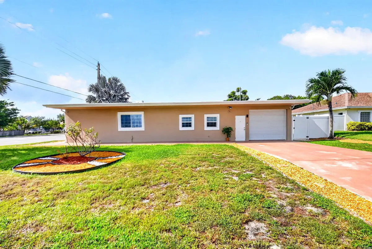 6901 S Congress Avenue, Lake Worth, FL 33462 - #1