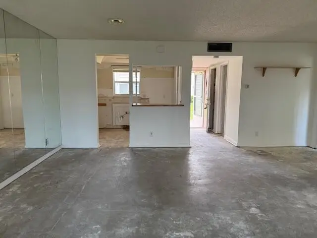 300 Bonnie Boulevard #145, Palm Springs, FL 33461 - #3