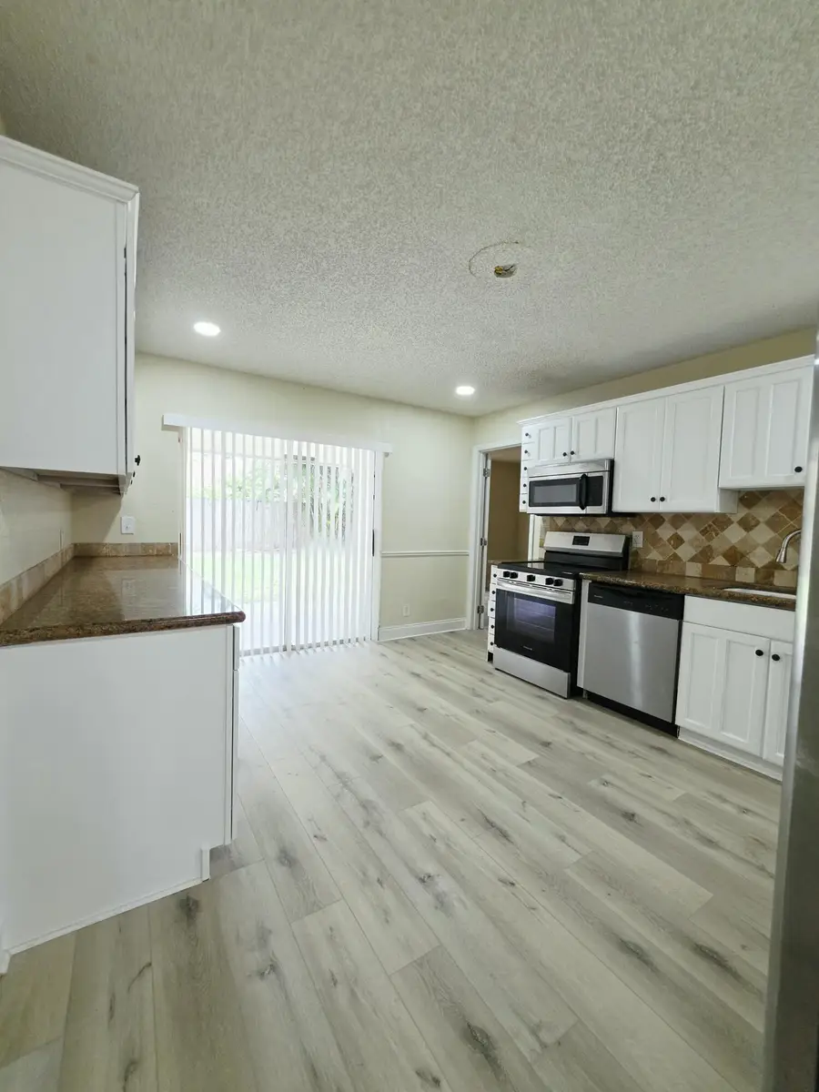 5447 Twin Oakes Road, Greenacres, FL 33463 - #3