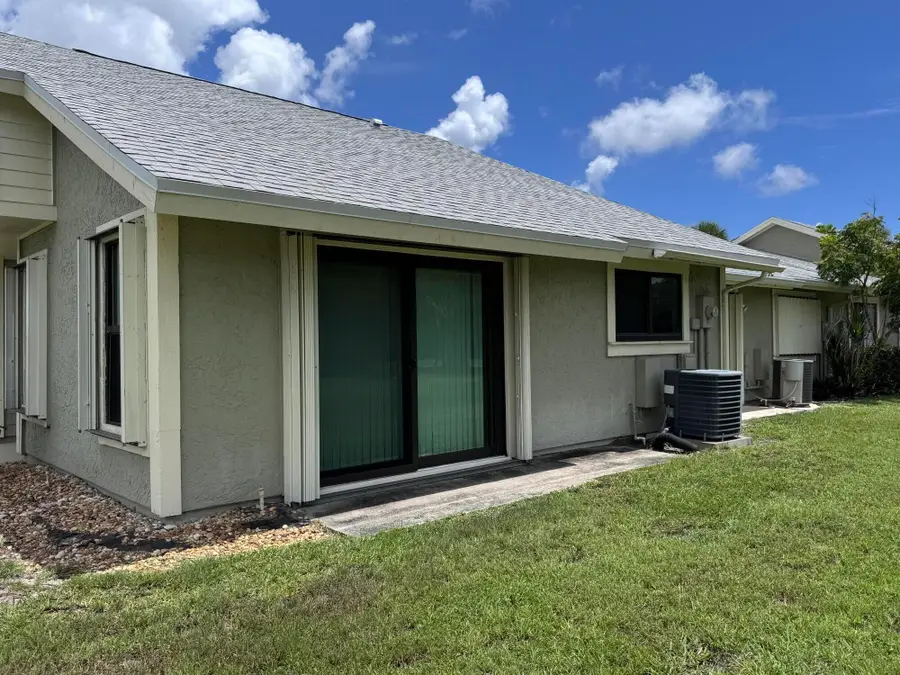 1428 SE Colchester Circle, Port Saint Lucie, FL 34952 - #3