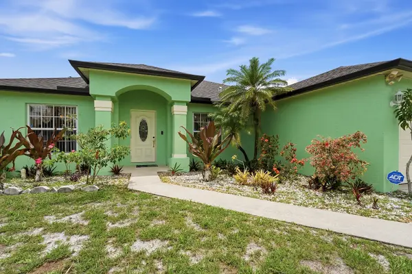 1842 SW Penrose Avenue, Port St Lucie, FL 34953