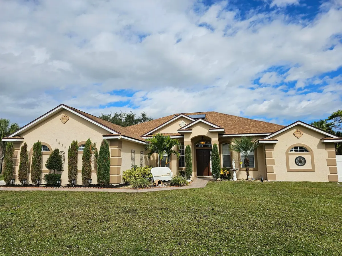 1637 SW La Gorce Avenue, Port Saint Lucie, FL 34953 - #1