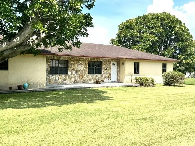 36911 3rd Street, Canal Point, FL 33438 - #1