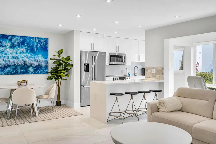 425 Bayshore Drive #15, Fort Lauderdale, FL 33304 - #2