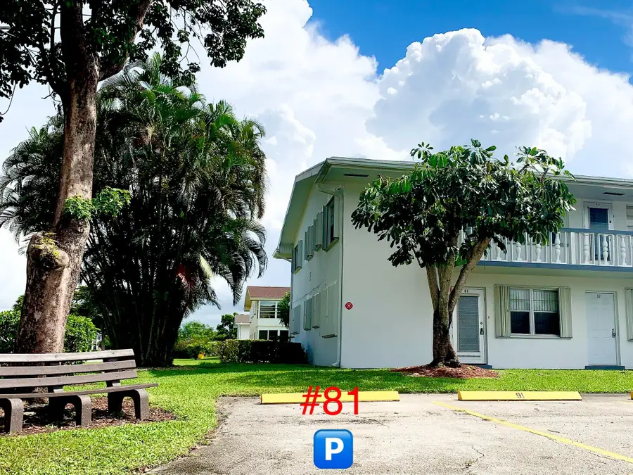 81 Kingswood E, West Palm Beach, FL 33417 - #2