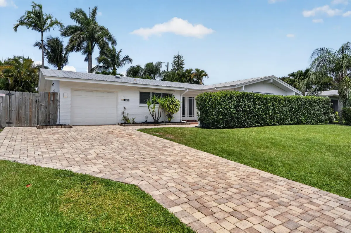 9971 Dogwood Avenue, Palm Beach Gardens, FL 33410 - #1
