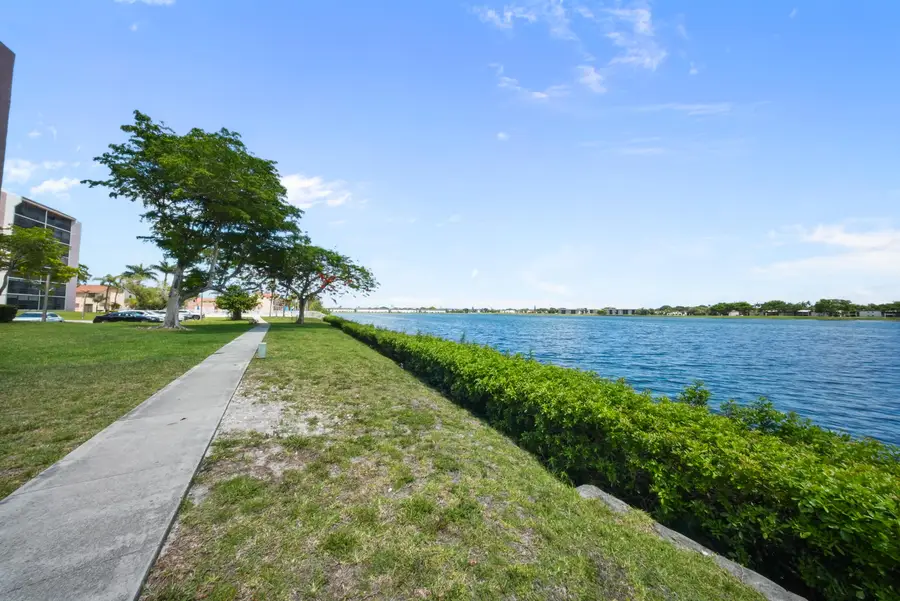 20860 San Simeon Way #109-6, Miami, FL 33179 - #2