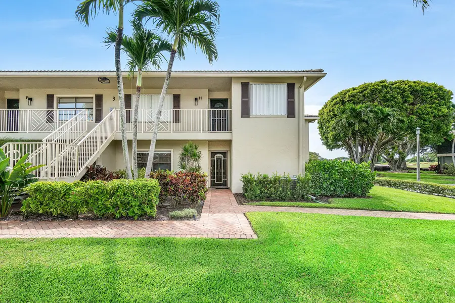 3 Stratford Drive E #G, Boynton Beach, FL 33436 - #2