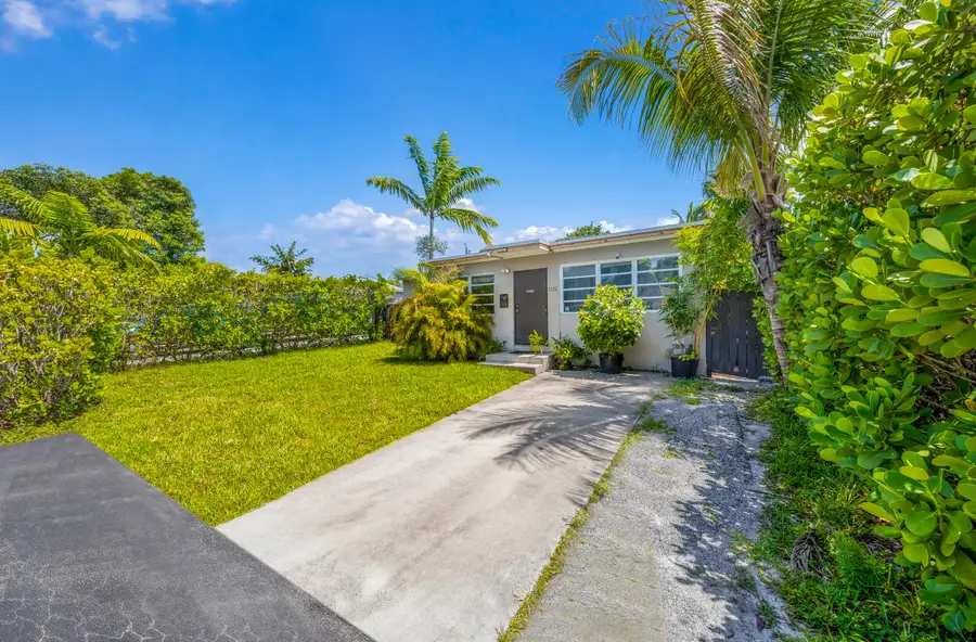 2326 Harding Street #2326, Hollywood, FL 33020 - #2