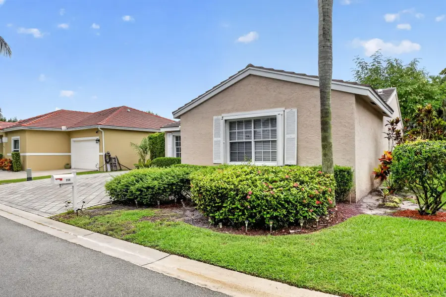 208 Caribe Court, Greenacres, FL 33413 - #3