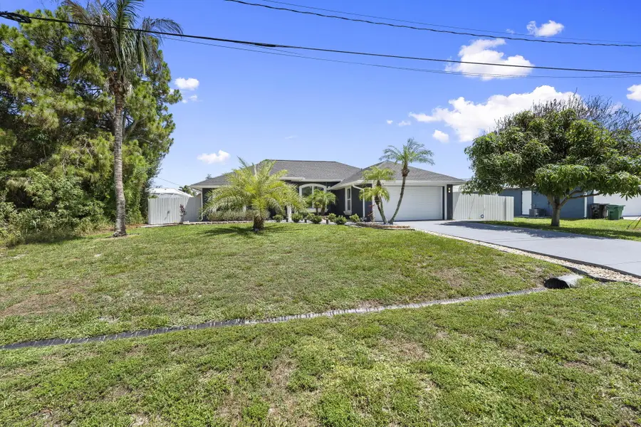 510 SW Halifax Avenue, Port Saint Lucie, FL 34953 - #2