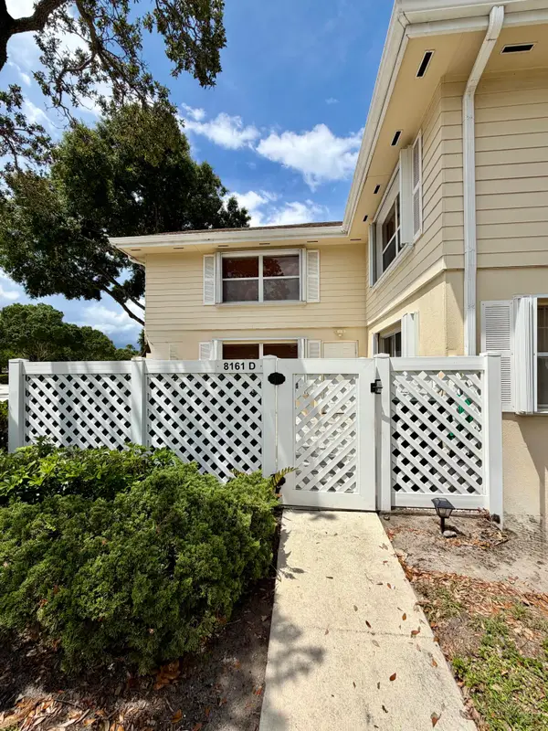 8161 Andover Court #61d, Lake Clarke Shores, FL 33406