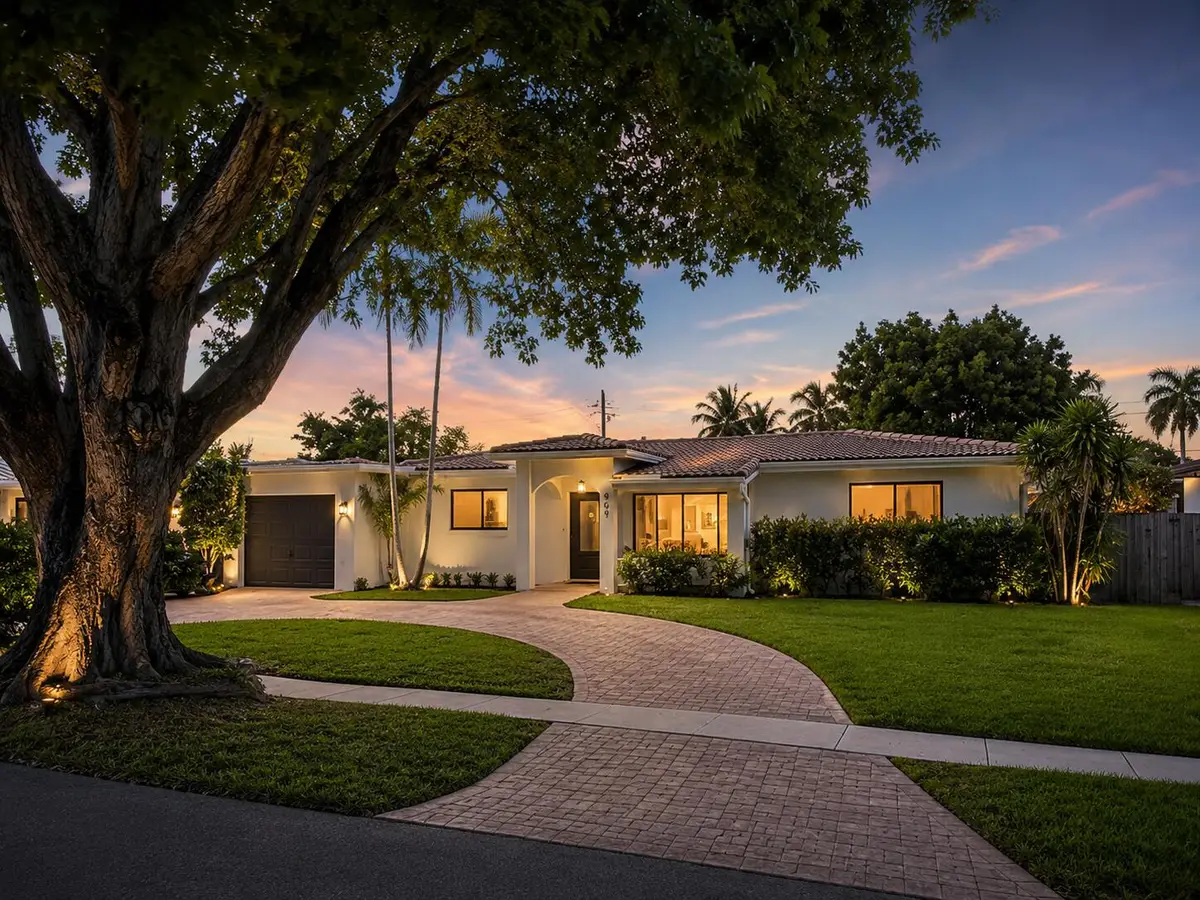 909 SE 14th Drive, Deerfield Beach, FL 33441 - #1